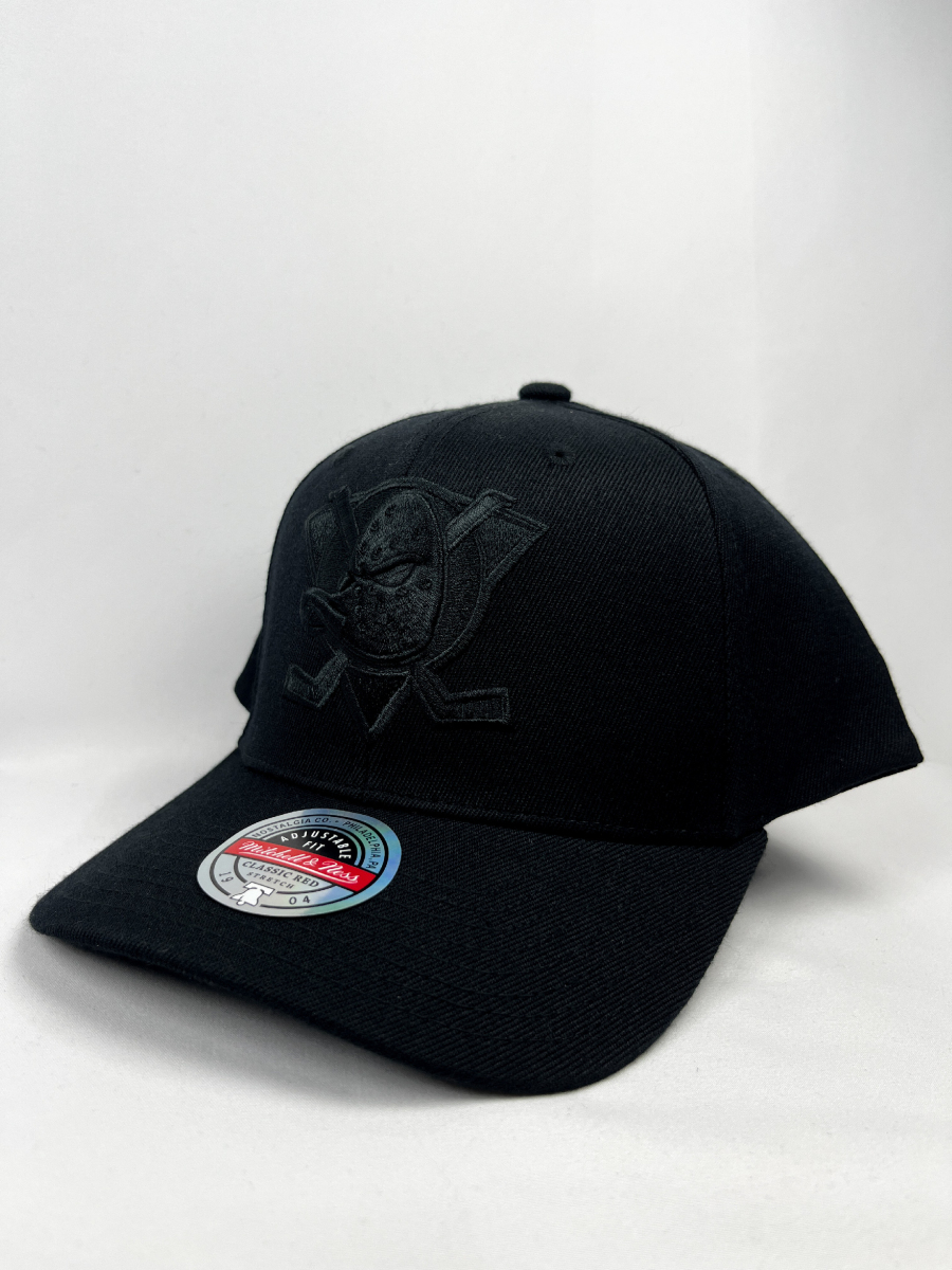 Anaheim Ducks čepice baseballová kšiltovka Blk/Blk Logo Classic Red