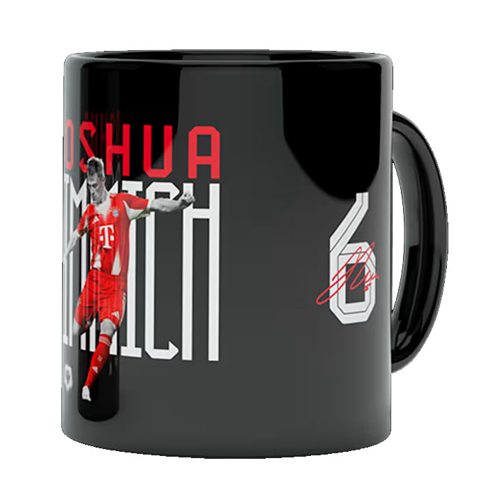 Bayern Mnichov hrníček Player Kimmich