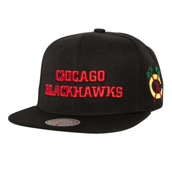 Chicago Blackhawks čepice flat kšiltovka NHL Triple Play Snapback