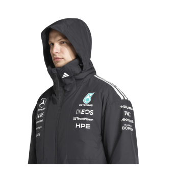 Mercedes AMG Petronas pánská bunda s kapucí Rain black F1 Team 2026